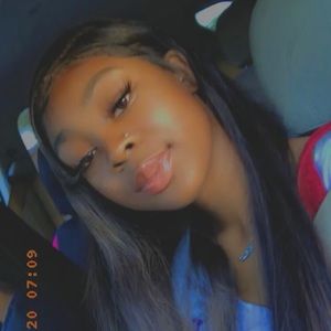 Meet your Posher, Ali